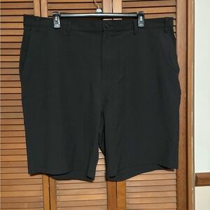 Perry Ellis Men's Black Flat Front Shorts